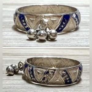 Antique Sterling Silver Blue & White Enamel Beaded Band Ring, Size 8, 1.2g